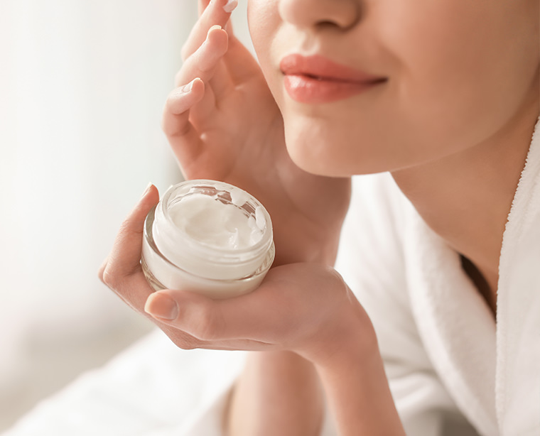 Eczema: make up and face-care products